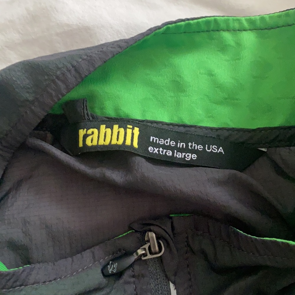 Runin Rabbit vest - Picture 2 of 2